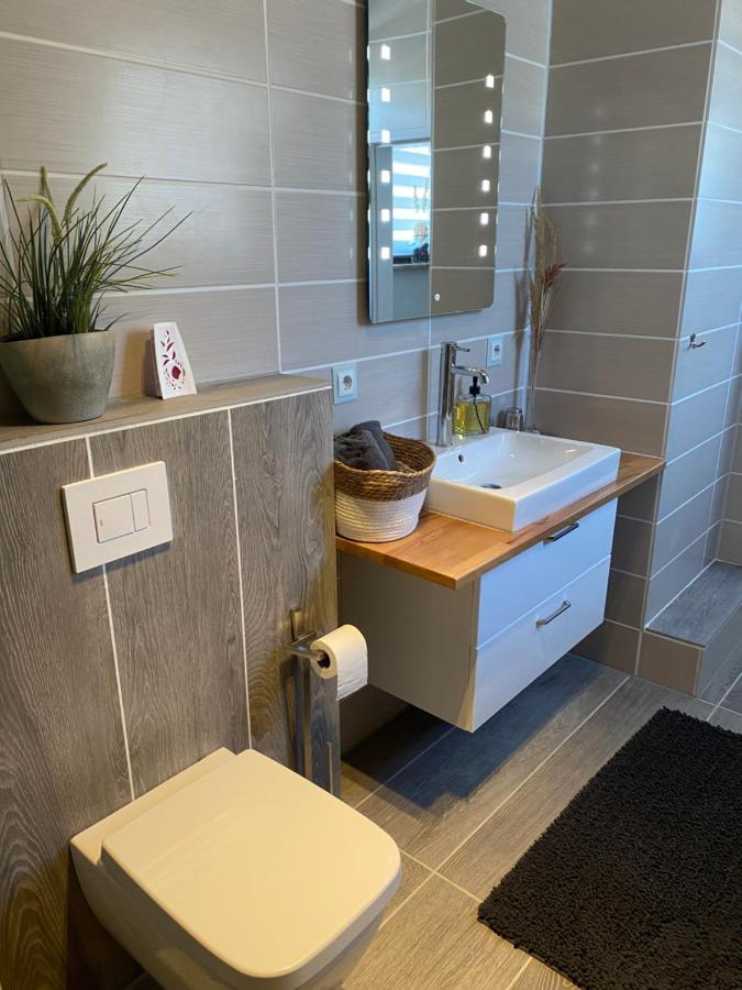 Ferienwohnung Laura Бремм Экстерьер фото